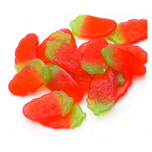 Kleine glanzende aardbeitjes van gom in rood met groene kroon
